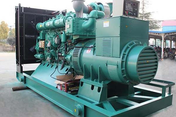 广南工厂发电机应急发电中如何优化燃油储备管理？